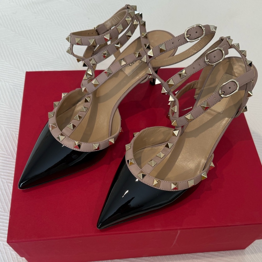 Valentino Black Patent Rockstud Caged Pump 65Mm